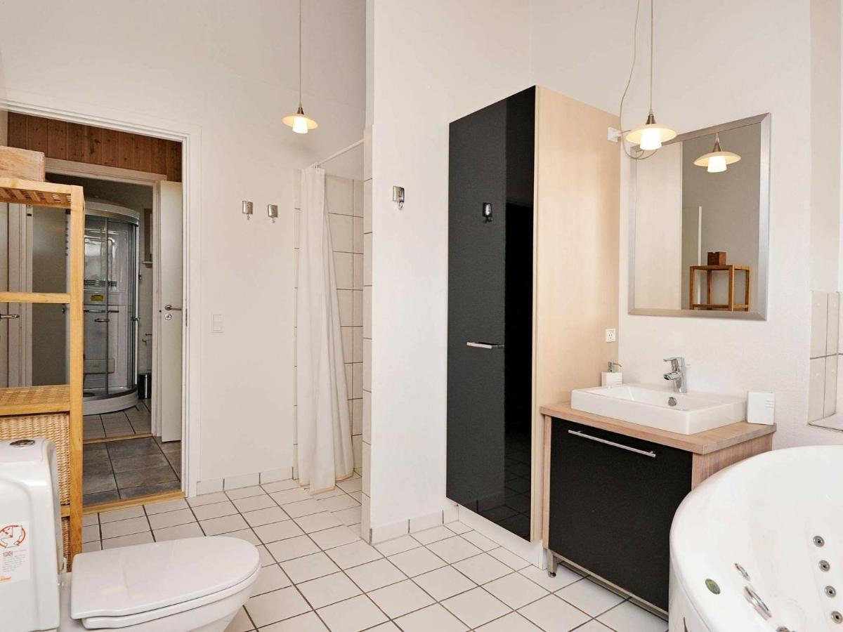 8 Person Holiday Home In Fan Fano Exterior photo
